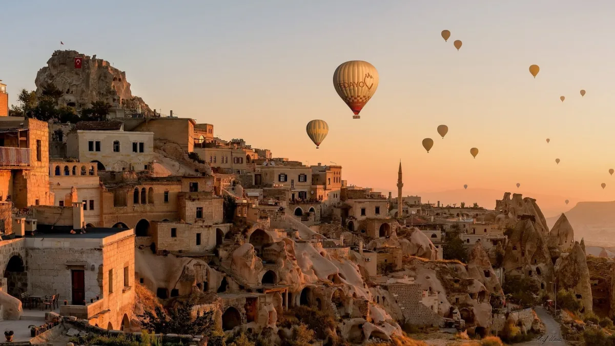 Cappadocia Deluxe Balloon Flight - 1